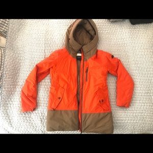 The Best Ski/Snowboard Jacket!!